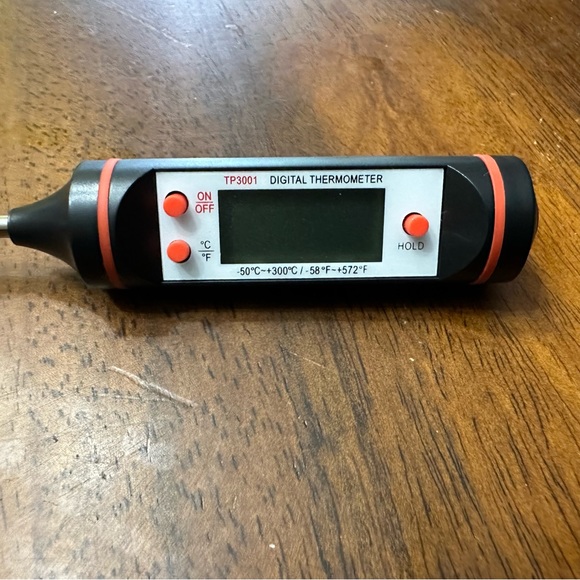 Digital  thermometer - Picture 1 of 3